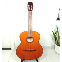 Classic guitar Việt Nam DVE70C vàng yamaha